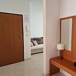 Iva * Τρογκίρ